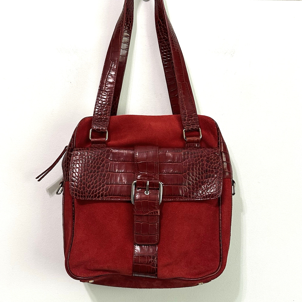 Levenger Suede Leather Shoulder Bag Tote Buckle Red Square Holiday Top Zip Purse